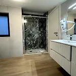 L'ancora Luxury 4*